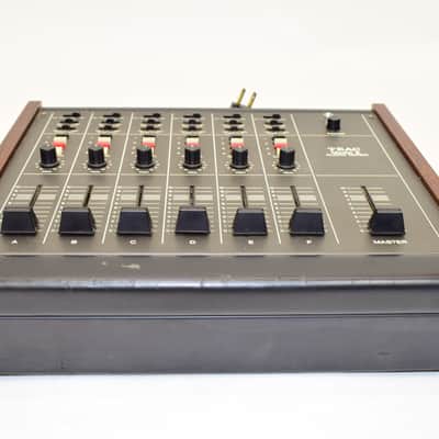 Vintage TEAC Model 2 Audio Mixer imagen 2