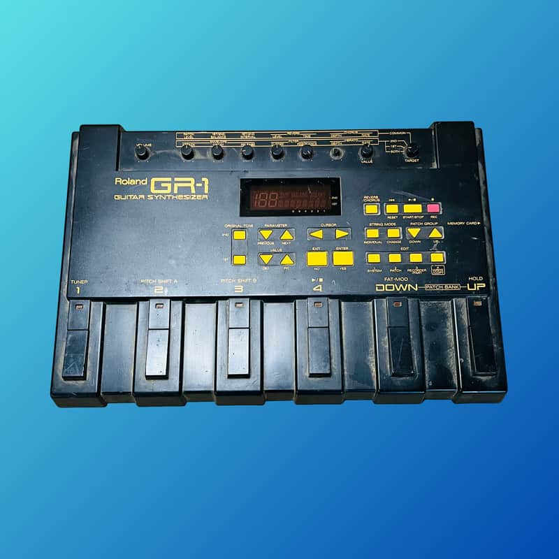 Roland GR-1 Guitar Synthesizer image 1
