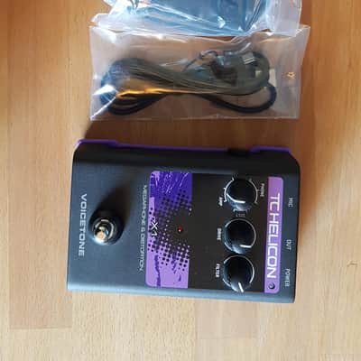 TC Helicon VoiceTone X1 Vocal Distortion Pedal image 3