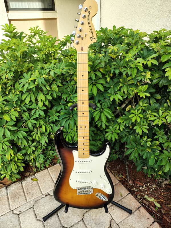 Fender American Special Strat Stratocaster 2-Tone Sunburst *UNPLAYED* 2011 image 1