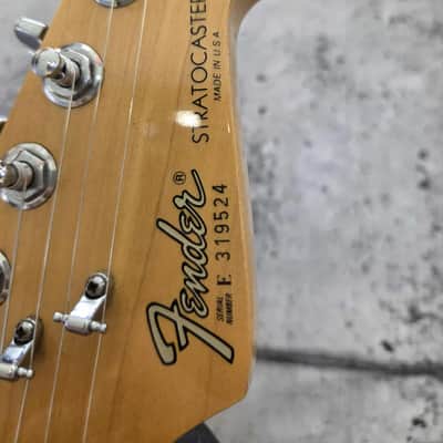 Fender Stratocaster Elite 1983 Made in United States Electric Guitar with Case - Artic White image 5