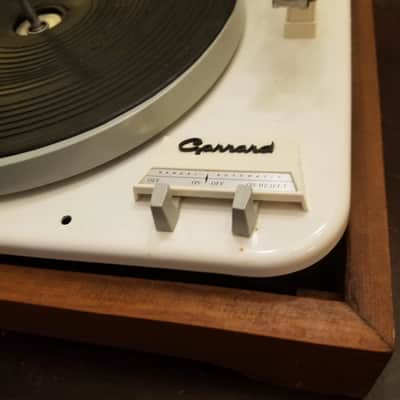 Garrard Type A Automatic Turntable 4-speed and tonearm, no headshell 1960s - Cream image 2