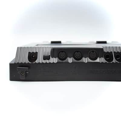 Roland GR-30 Guitar Synthesizer With Power Supply Guitar Effect Pedal AK93946 image 9