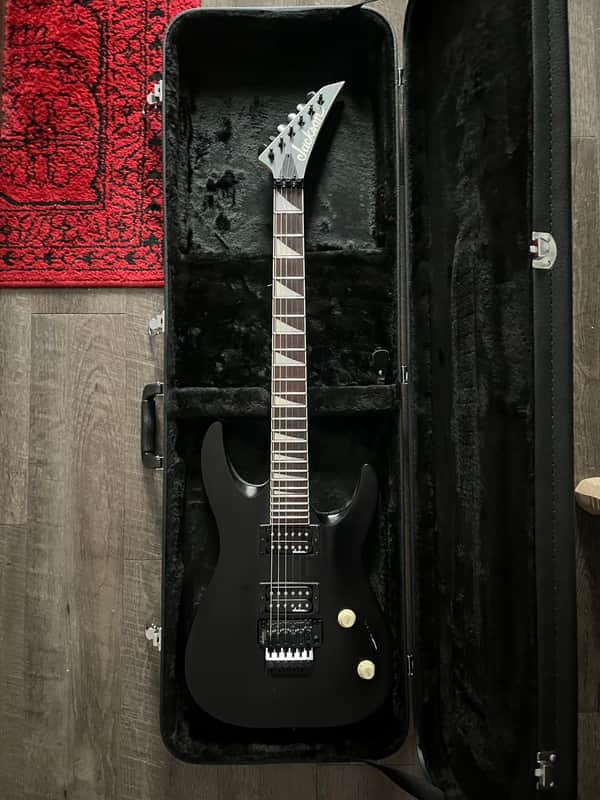 Jackson  JS32 DKA Satin Black / Amaranth + Gator Case image 1