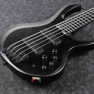 Ibanez BTB625EX-BKF Iron Label BTB Electric Bass 5-String - Black Flat image 4
