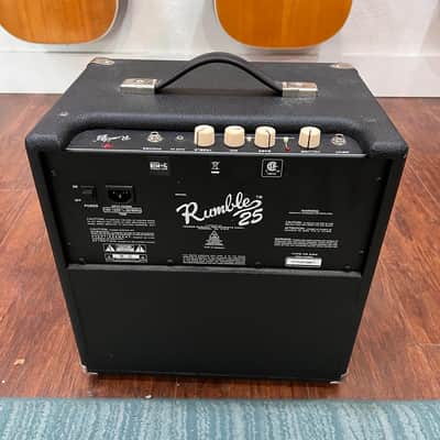 Fender Rumble 25 V3 25-Watt 1x8" Bass Combo 2015 - Present - Black image 2