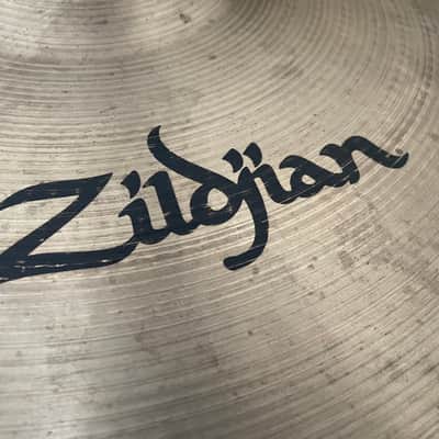 18” Zildjian A Medium Thin Crash image 4