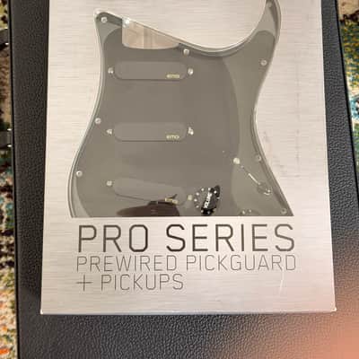 EMG DG20 David Gilmour Pre-Wired Loaded Strat Pickguard 2010s - Ivory/White Pearl image 2