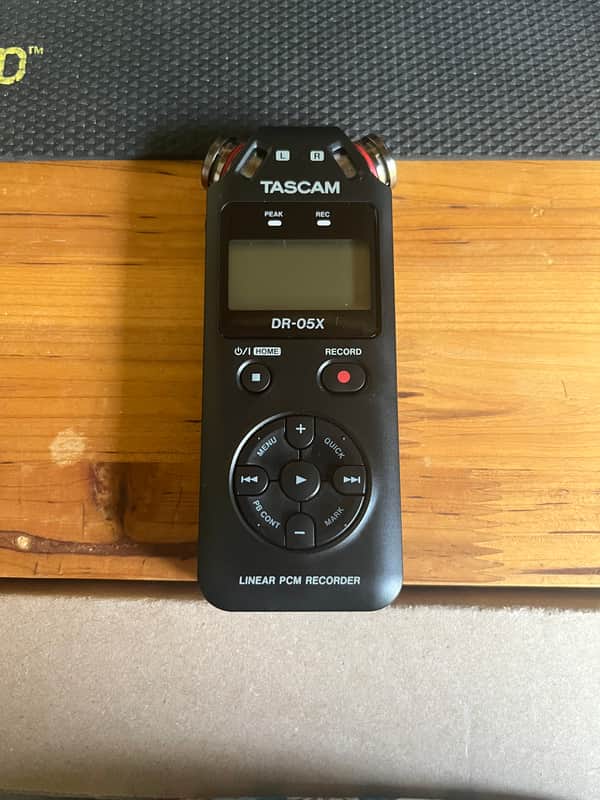TASCAM Linear PCM recorder 2020-2025 - Black image 1
