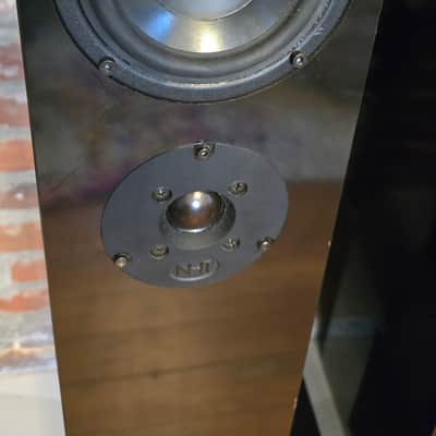 NHT VT-1.4 Floor Standing Speakers and VS-2.4 Center Channel Set, 650W Total. Tested image 10