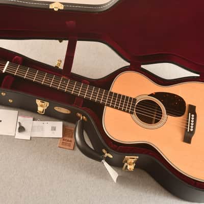 Martin OM-28E Modern Deluxe (Fishman) #2861265 — Orchestra Model Acoustic Electric Guitar image 1