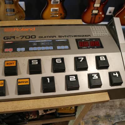 Roland GR-700 Grey