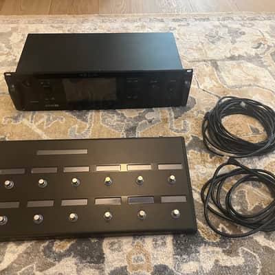 Line 6 Helix Rack with Controller image 4