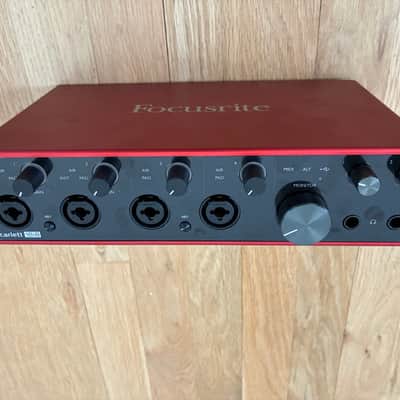 Focusrite Scarlett 18i8 3rd Gen USB Audio Interface 2019 - Present - Red / Black image 4