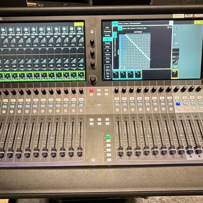 Immagine Allen & Heath Avantis 64 Channel Digital Mixing Console with option cards - 2