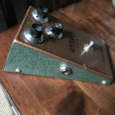 BASIC AUDIO Gnarly Fuzz Pedal in a Rare Custom-Made Wedge Enclosure with Copper & Patina Painted Hammered-Finish image 2