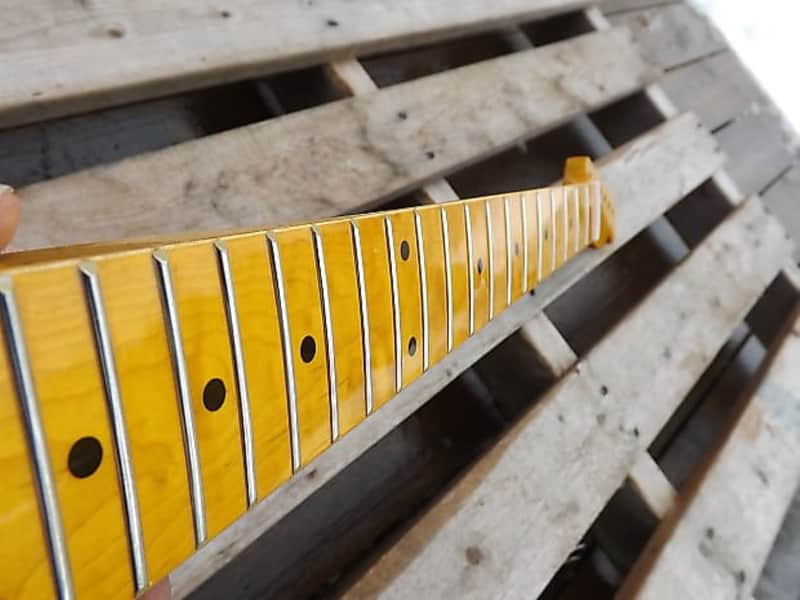 21 fret Canadian maple vintage tint gloss guitar neck T style truss rod access steel frets diy image 1