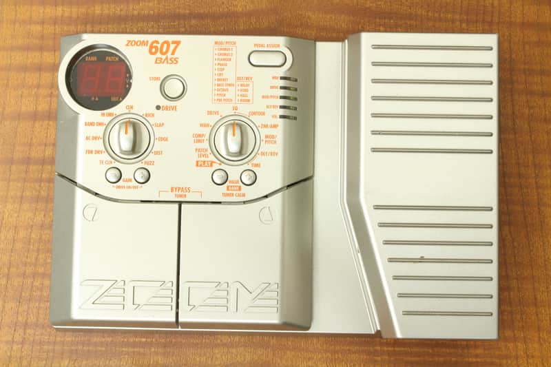 Zoom 607 Bass image 1