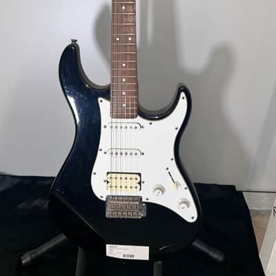 Yamaha EG112 - black image 1