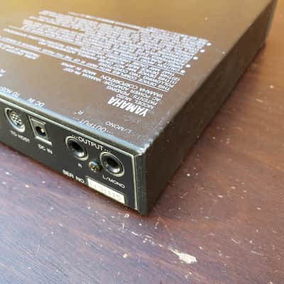Yamaha MU80 Tone Generator (1994) image 4