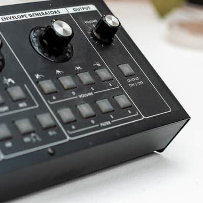 Moog Slim Phatty 2010s - Black image 6