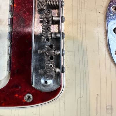 Fender Jaguar 1966 in olympic white finsih with original case image 19