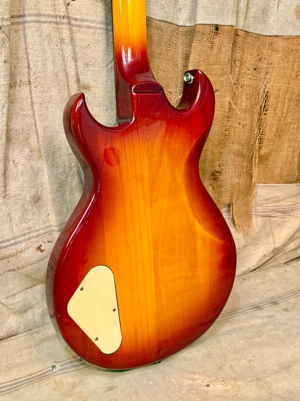 Aria Pro II CSB-450 Cardinal Series Bass 1982 - Cherry Sunburst