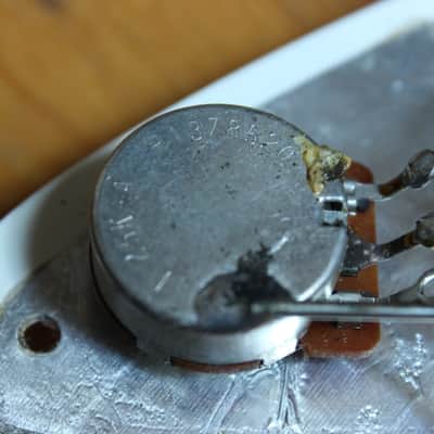 EMG Loaded Strat Pickguard - 1985 Pearloid image 4