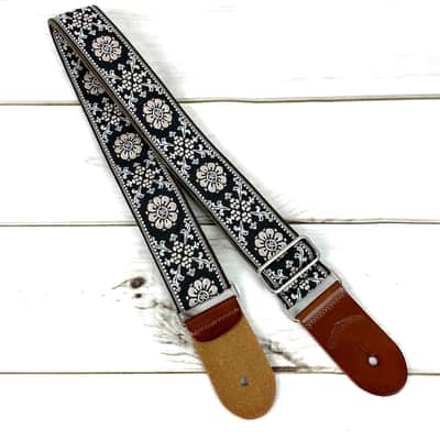 Walker & Williams H-44 Vintage Series Plush Back Shell Pink Mandala Woven Strap w/Chestnut Ends image 7