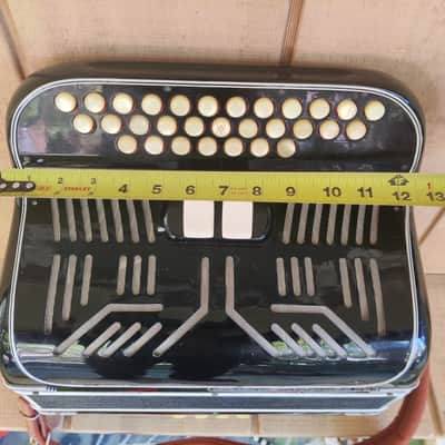 1950s Paolo Soprani 3v Club C/F Accordion image 10