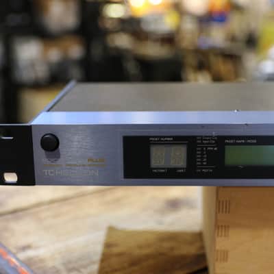 TC Helicon VoiceWorks Plus Vocal Harmonizer / Multi-Effect 2010s - Blue image 3