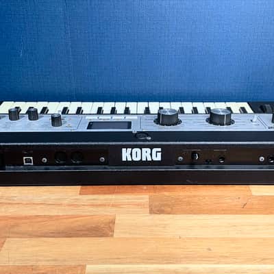 Korg MicroKORG XL 37-Key Synthesizer/Vocoder - Black image 6