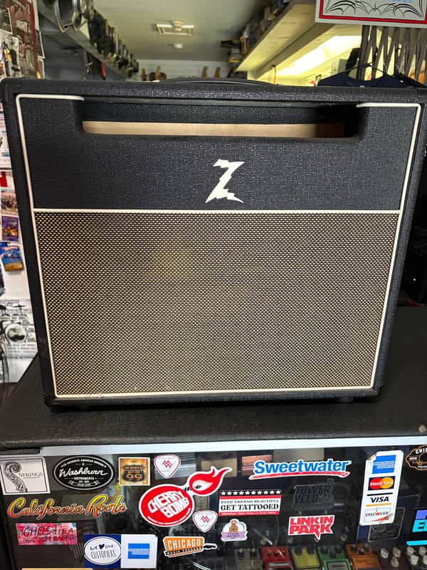 Dr. Z Carmen Ghia 1-12 combo cab 2020s - Black image 1