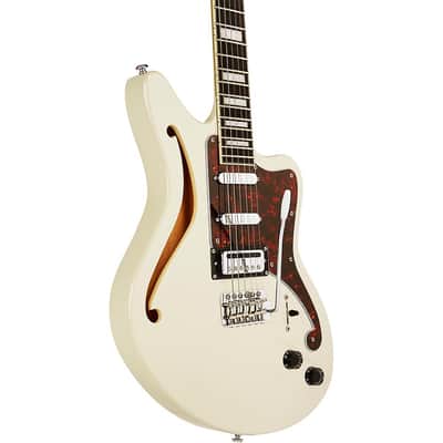 D'Angelico Premier Series Bedford SH Limited-Edition Electric Guitar with Tremolo Regular Champagne image 5