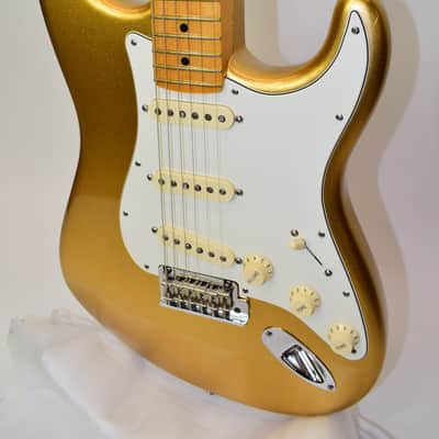 2014 Fender Limited Edition American Standard Stratocaster Electric Guitar, Maple Fingerboard, Mystic Aztec Gold w/ Case image 4