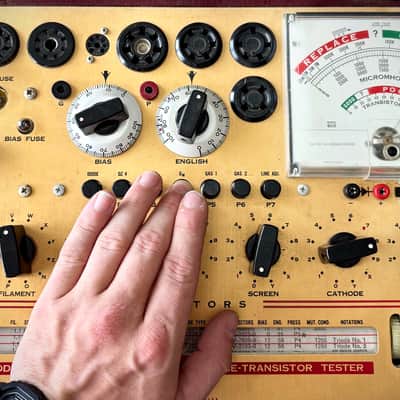 GE 12AX7A Vacuum Tube Circa-1960s-Glass image 4