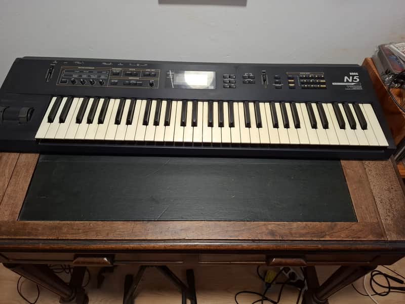 Korg N5EX 61-Key Music Synthesizer 1990s - Black image 1