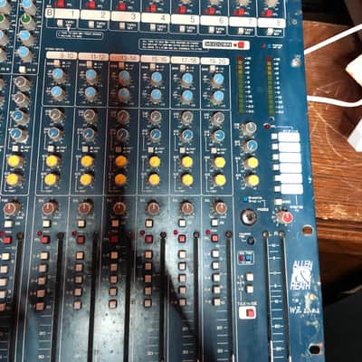 ALLEN & HEATH WZ  20:8:2  RECORDING MIXER image 3