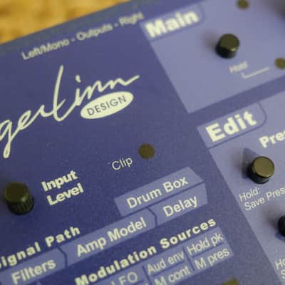 Roger Linn Adrenalinn mk 1 Guitar Effects Processor - Blue image 15