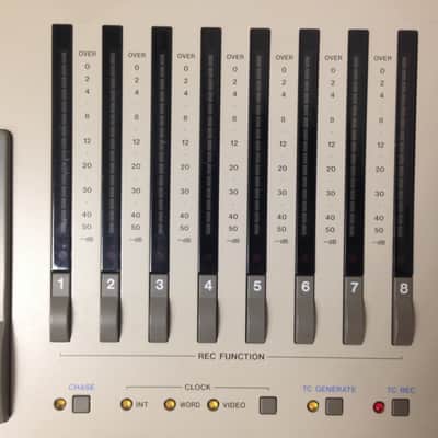 Tascam DA-88 8 Track Tape Recorder image 2