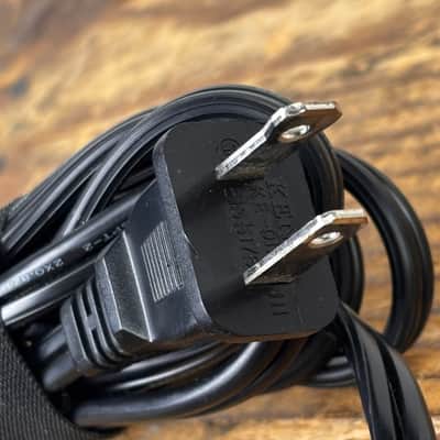 Shure UT UHF Marcad Diversity Wireless Guitar Transmitter and Receiver image 16
