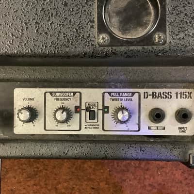 Roland D-BASS 115X 330-Watt 1x15" Active Bass Speaker Cabinet -Black image 3