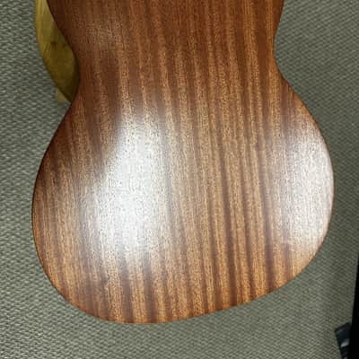 Martin 000C Jr-E Junior Short-Scale Bass Acoustic/Electric Bass Guitar w/ Case image 2