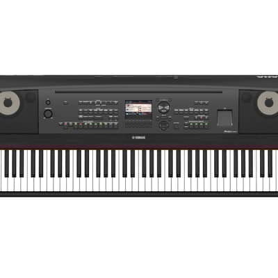 Yamaha DGX670 88-Key Portable Grand with Sustain Pedal - Black