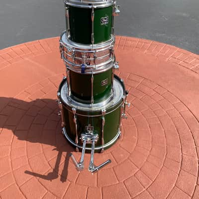 Pearl Export Series Green Drum Kit -22” Kick, 12", 13", 14" Tom 14” Snare image 1