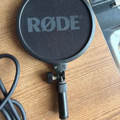 RODE NT1-A Large Diaphragm Cardioid Condenser Microphone 2002 - Present - Silver image 6