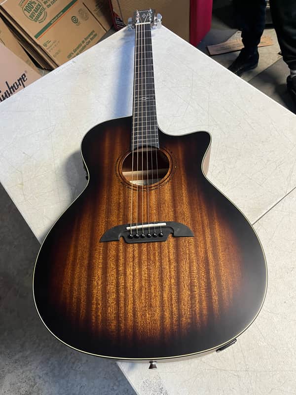 Alvarez AG660SCE Artist Series Grand Auditorium Acoustic-Electric Guitar image 1