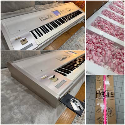 Korg Triton STUDIO 88 Workstation +FAST-SAFE-SHIP+ CDRW DRIVE image 2