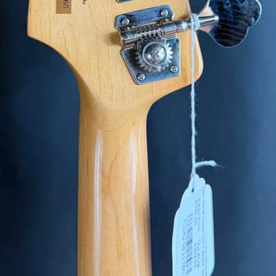 Squier Classic Vibe 70's Precision Bass 4-String Bass Guitar Gloss Black Finish (760) image 10