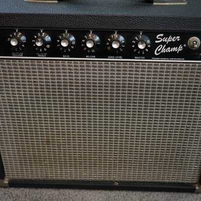 1982–1984 Fender Super Champ 18W Tube Combo Amp - Original Blue Label Speaker & Footswitch image 2